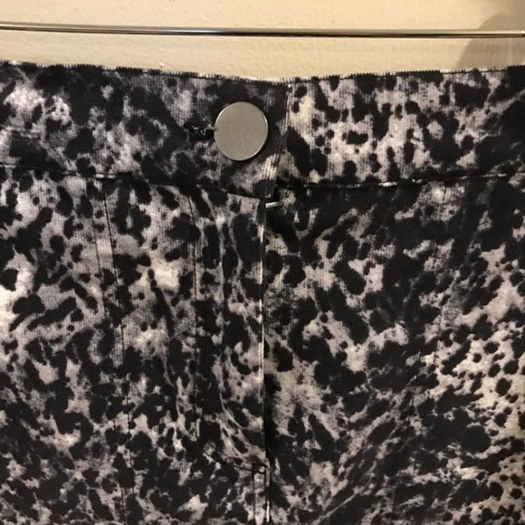 Club Monaco Brie Mini Skirt Black NWT Size 2 - Picture 3 of 7